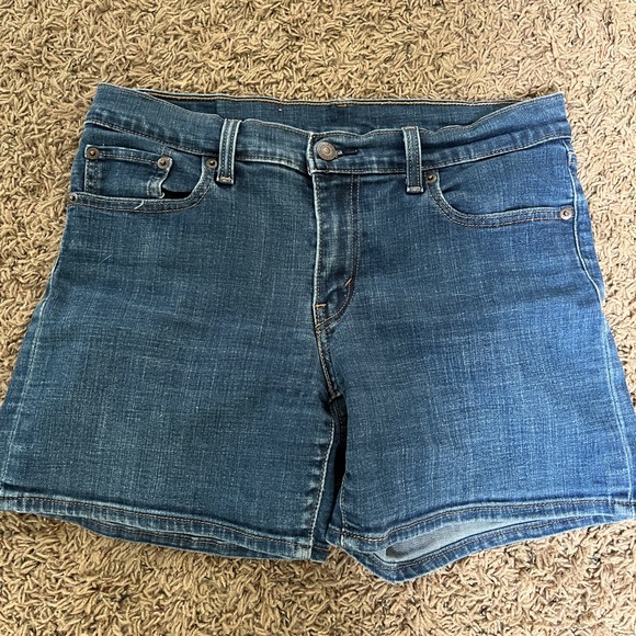 Levi’s Jean shorts waist 29 size 7 - Picture 1 of 4